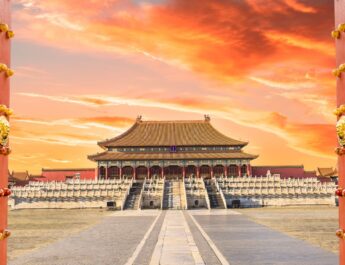 Ketegangan AS-Iran Memanas, China Serukan Penghentian Kekerasan