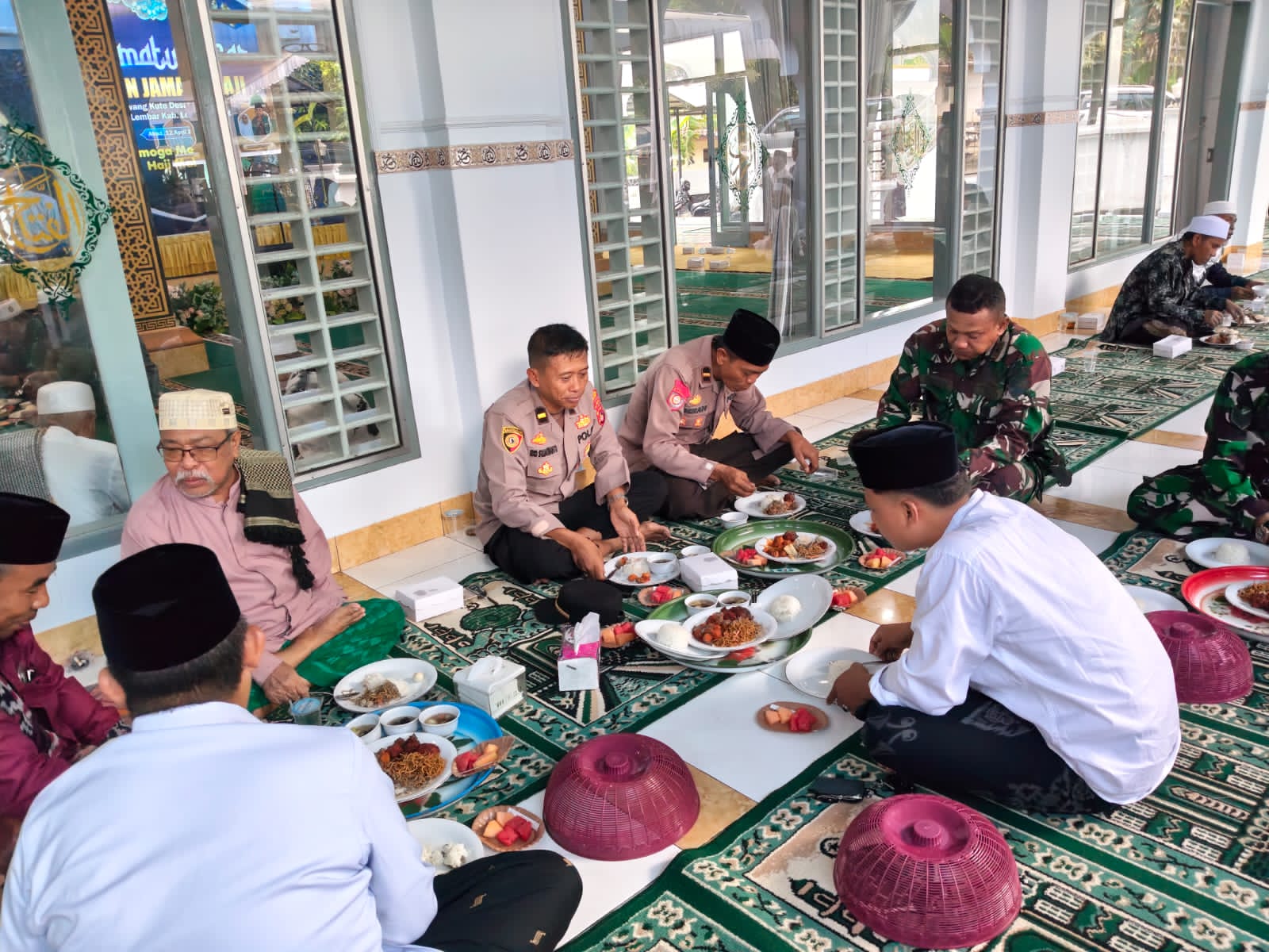 Haji Lalu Daryadi Hadiri Walimatus Safar Gabungan Calon Jamaah Haji Kecamatan Lembar